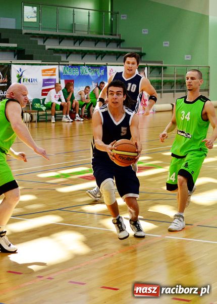 Zdjęcie w galerii na portalu naszraciborz.pl: Monstersi zaskoczeniem ćwierćfinałów wiadomości z regionu