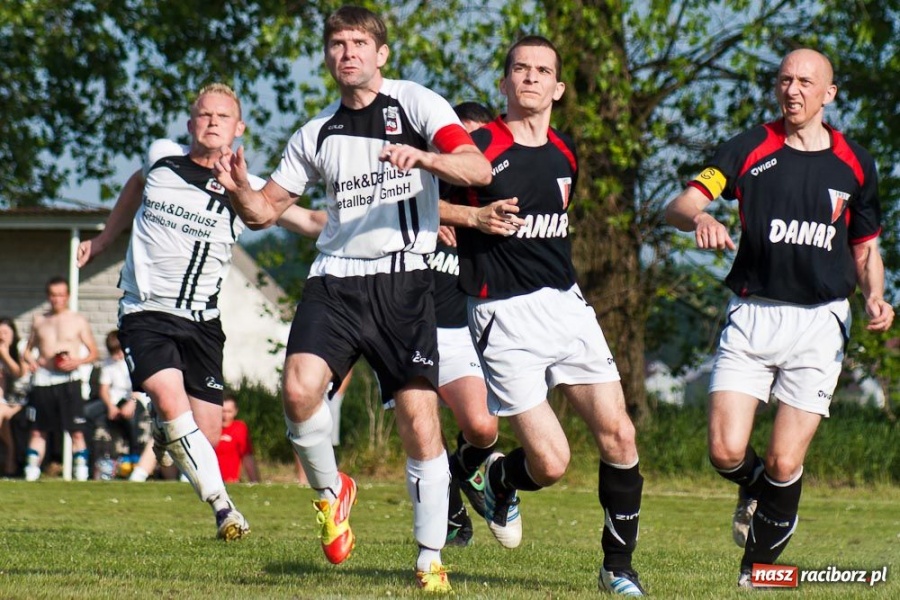 Zdjęcie w galerii na portalu naszraciborz.pl: Trudna przeprawa Borucina w Bieńkowicach wiadomości z regionu