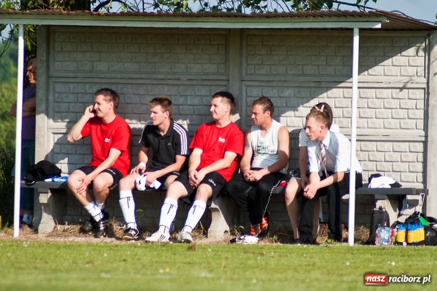 Zdjęcie w galerii na portalu naszraciborz.pl: Trudna przeprawa Borucina w Bieńkowicach wiadomości z regionu