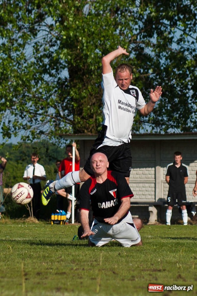 Zdjęcie w galerii na portalu naszraciborz.pl: Trudna przeprawa Borucina w Bieńkowicach wiadomości z regionu