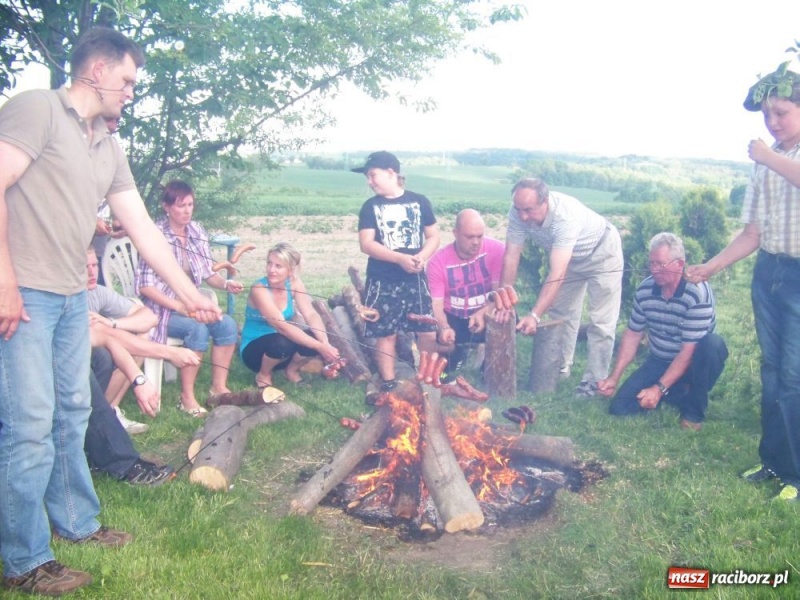 Zdjęcie w galerii na portalu naszraciborz.pl: Konna majówka z księdzem Grzegorzem wiadomości z regionu