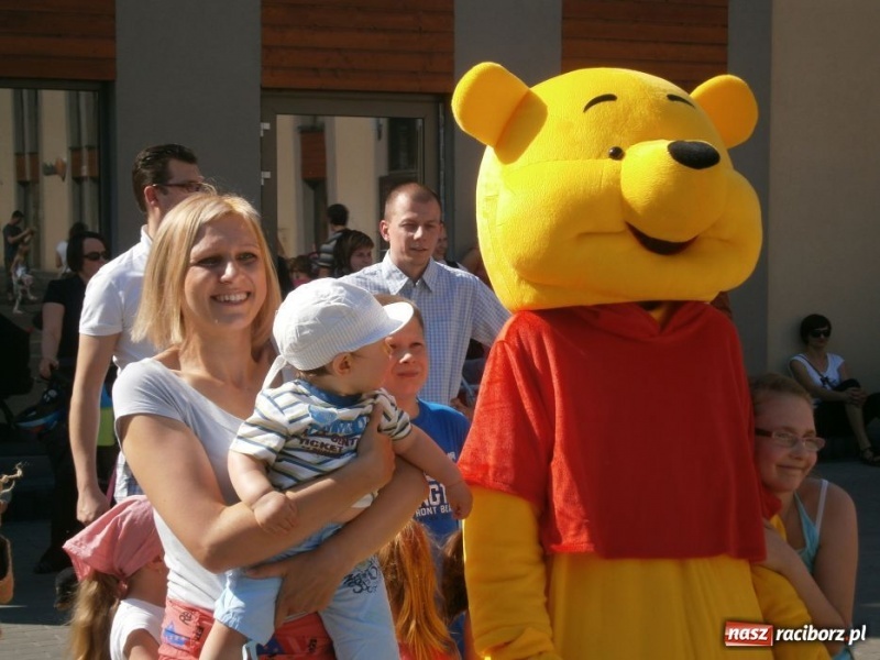 Zdjęcie w galerii na portalu naszraciborz.pl: Festyn Rodzinny z Crazy Club wiadomości z regionu