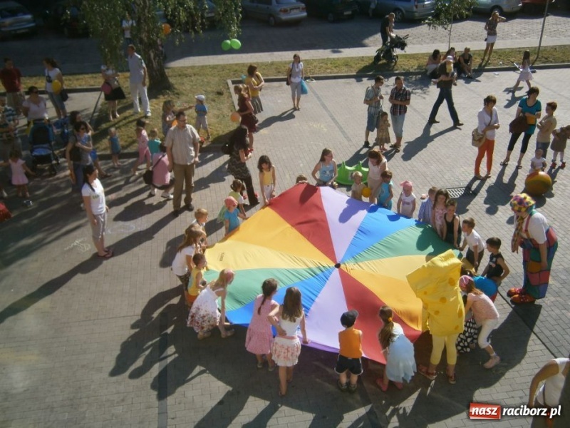 Zdjęcie w galerii na portalu naszraciborz.pl: Festyn Rodzinny z Crazy Club wiadomości z regionu