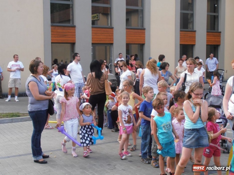 Zdjęcie w galerii na portalu naszraciborz.pl: Festyn Rodzinny z Crazy Club wiadomości z regionu