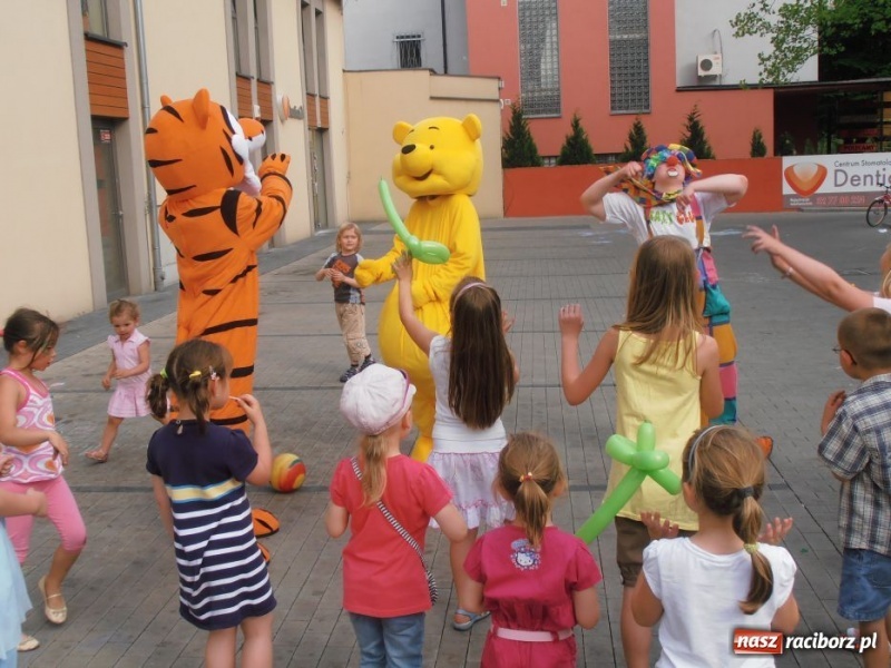 Zdjęcie w galerii na portalu naszraciborz.pl: Festyn Rodzinny z Crazy Club wiadomości z regionu