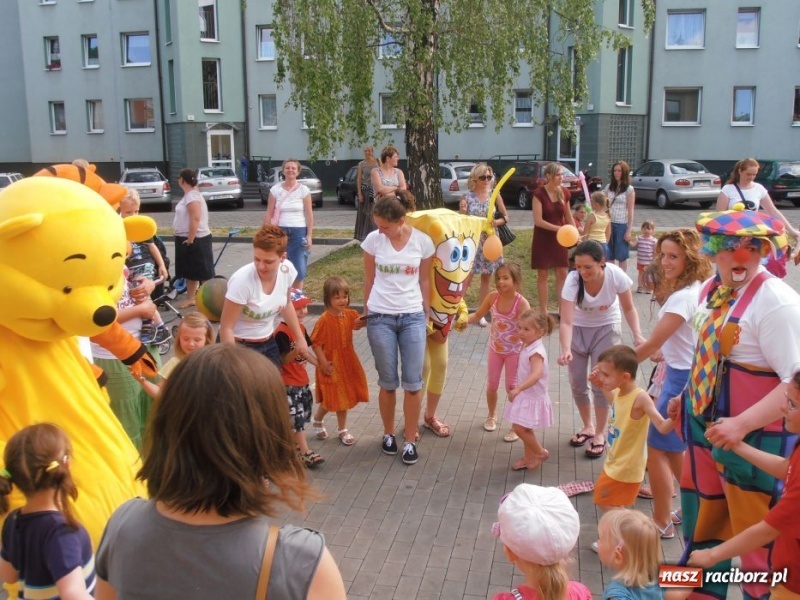 Zdjęcie w galerii na portalu naszraciborz.pl: Festyn Rodzinny z Crazy Club wiadomości z regionu