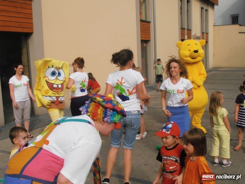 Zdjęcie w galerii na portalu naszraciborz.pl: Festyn Rodzinny z Crazy Club wiadomości z regionu