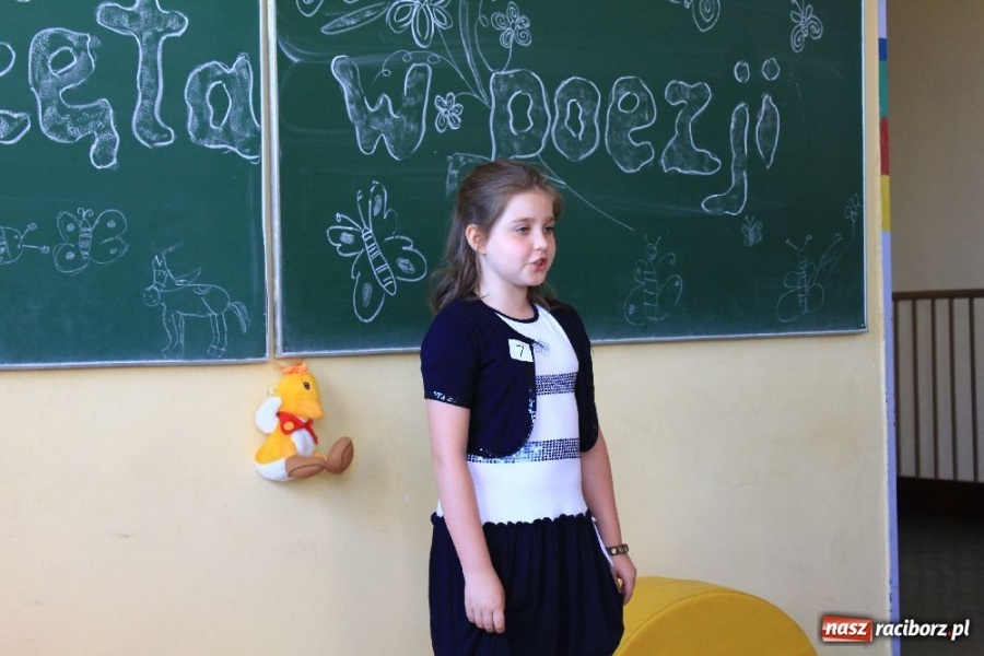 Zdjęcie w galerii na portalu naszraciborz.pl: Recytatorskie popisy w Wojnowicach wiadomości z regionu