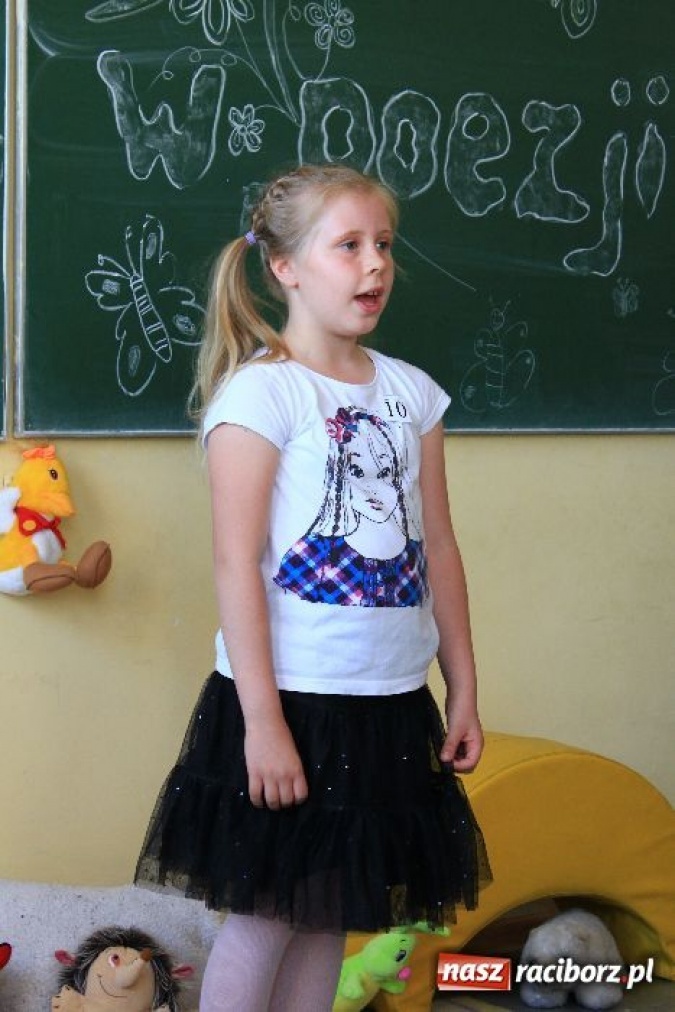 Zdjęcie w galerii na portalu naszraciborz.pl: Recytatorskie popisy w Wojnowicach wiadomości z regionu