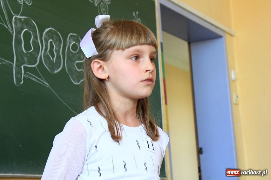 Zdjęcie w galerii na portalu naszraciborz.pl: Recytatorskie popisy w Wojnowicach wiadomości z regionu