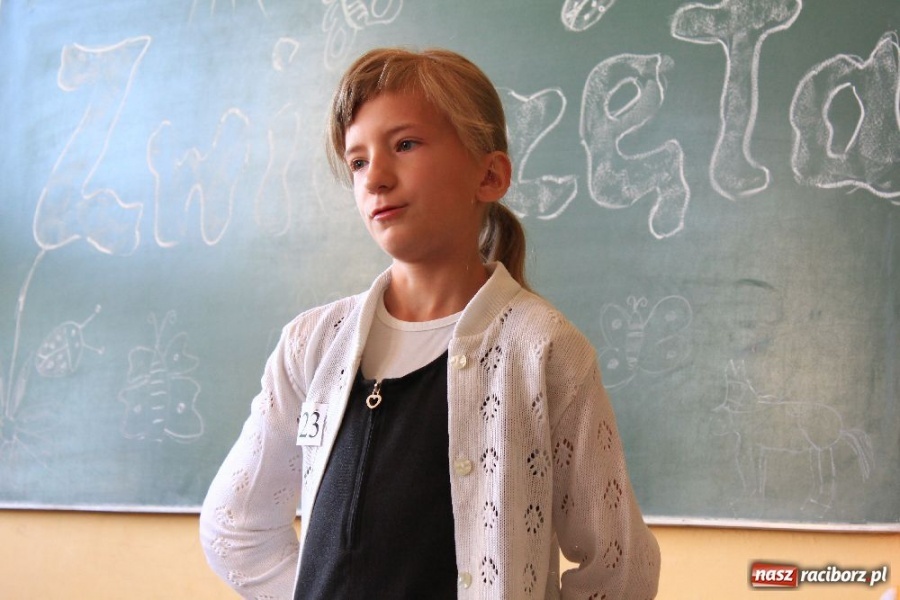 Zdjęcie w galerii na portalu naszraciborz.pl: Recytatorskie popisy w Wojnowicach wiadomości z regionu