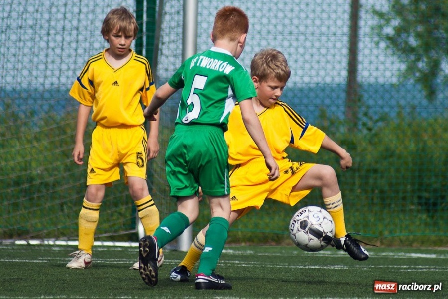Zdjęcie w galerii na portalu naszraciborz.pl: Derby Orlików dla Tworkowa wiadomości z regionu