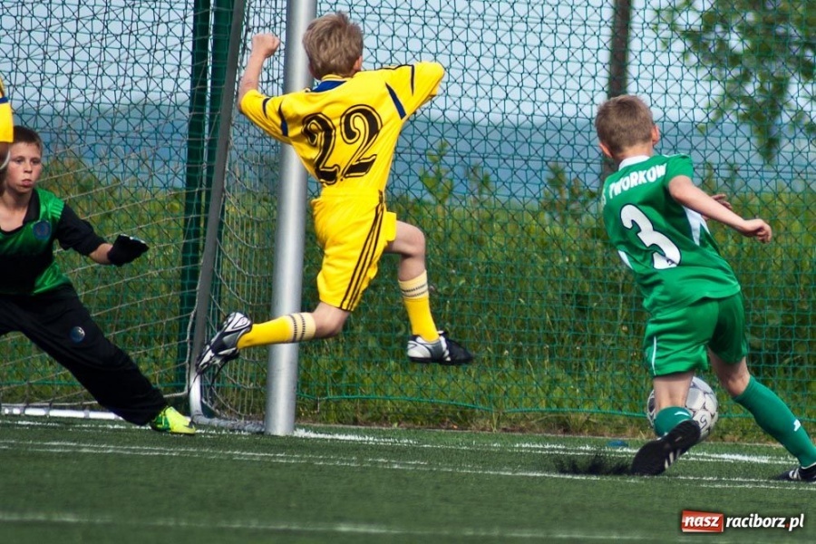 Zdjęcie w galerii na portalu naszraciborz.pl: Derby Orlików dla Tworkowa wiadomości z regionu