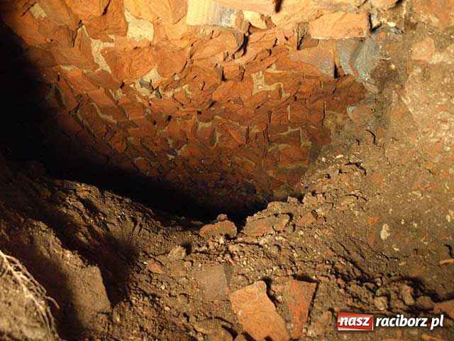 Zdjęcie w galerii na portalu naszraciborz.pl: Sensacyjne odkrycie podziemi na zamku wiadomości z regionu