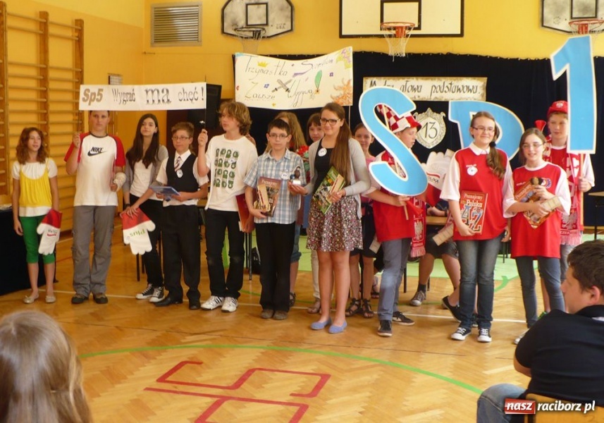 Zdjęcie w galerii na portalu naszraciborz.pl: Mądra Głowa Podstawowa 2012 dla SP 13 wiadomości z regionu