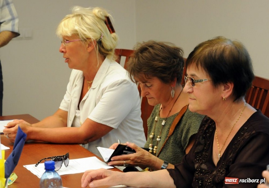 Zdjęcie w galerii na portalu naszraciborz.pl: Zamek ma pierwszych Przyjaciół  wiadomości z regionu