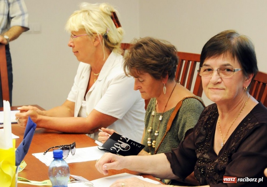 Zdjęcie w galerii na portalu naszraciborz.pl: Zamek ma pierwszych Przyjaciół  wiadomości z regionu