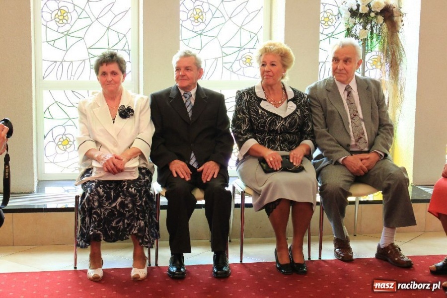 Zdjęcie w galerii na portalu naszraciborz.pl: Otrzymali medale za 50 lat miłości wiadomości z regionu