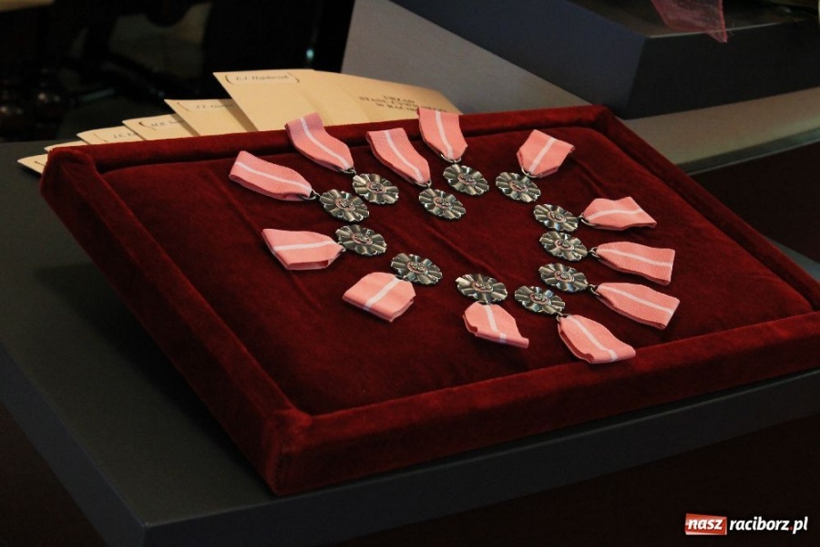 Zdjęcie w galerii na portalu naszraciborz.pl: Otrzymali medale za 50 lat miłości wiadomości z regionu