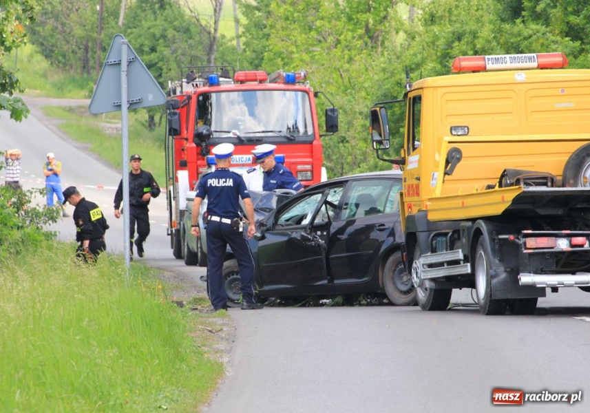 Zdjęcie w galerii na portalu naszraciborz.pl: Dwie ofiary śmiertelne w Rzuchowie wiadomości z regionu