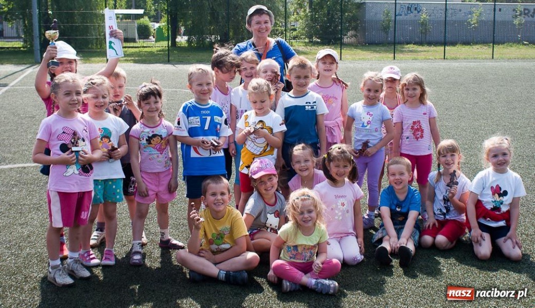 Zdjęcie w galerii na portalu naszraciborz.pl: Piłkarska majówka z RTP Unia wiadomości z regionu