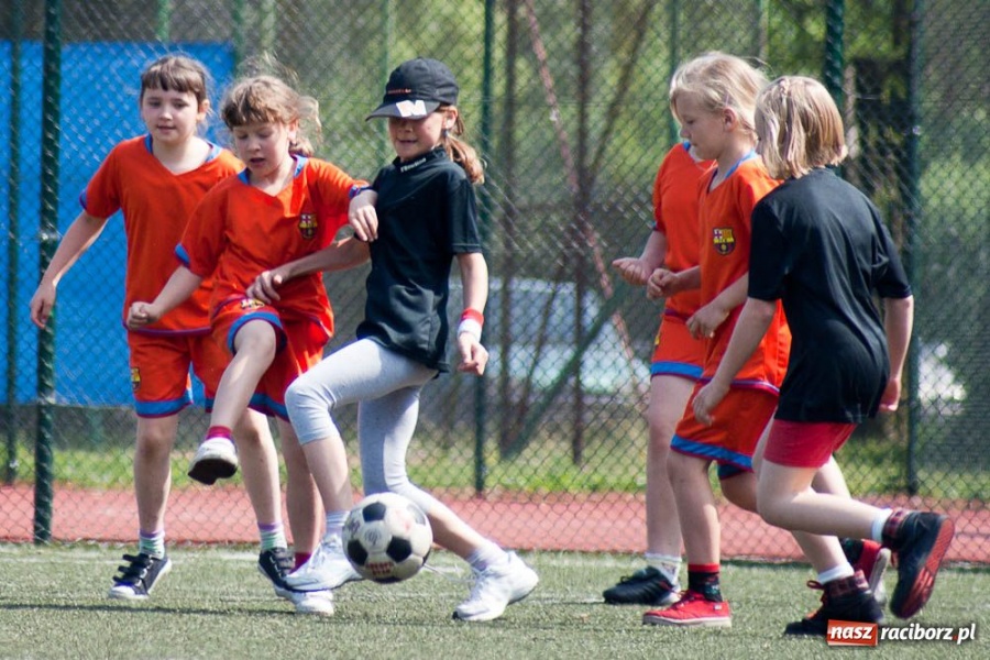 Zdjęcie w galerii na portalu naszraciborz.pl: Piłkarska majówka z RTP Unia wiadomości z regionu