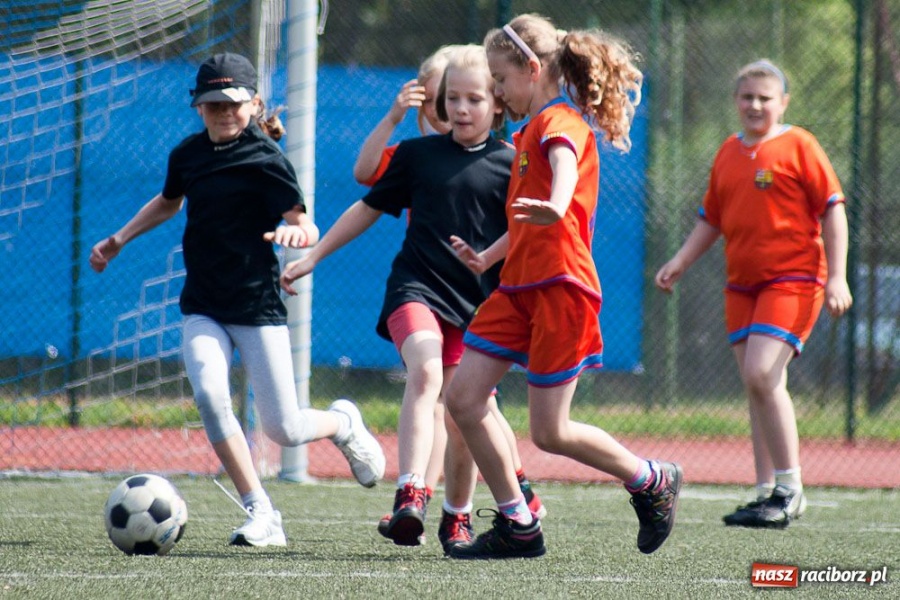 Zdjęcie w galerii na portalu naszraciborz.pl: Piłkarska majówka z RTP Unia wiadomości z regionu