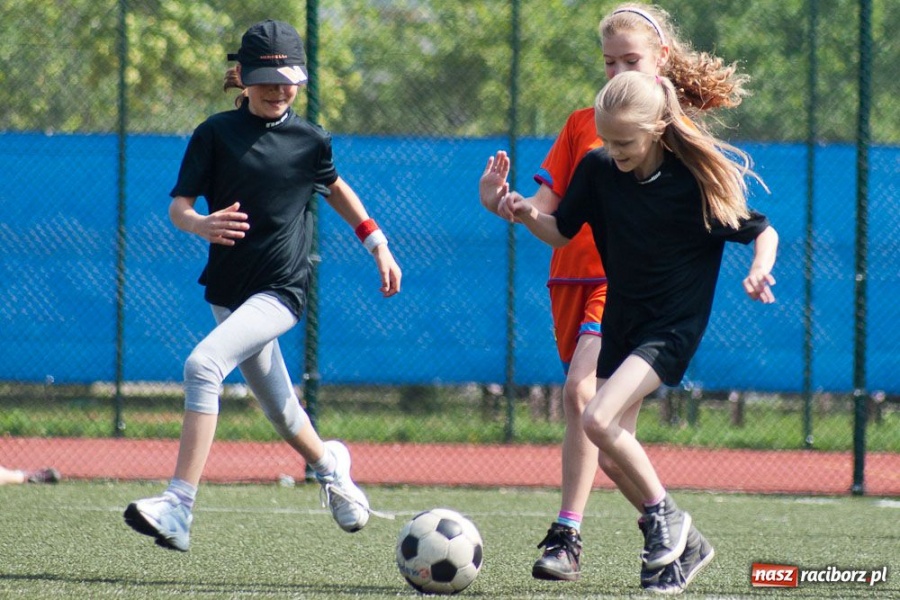 Zdjęcie w galerii na portalu naszraciborz.pl: Piłkarska majówka z RTP Unia wiadomości z regionu