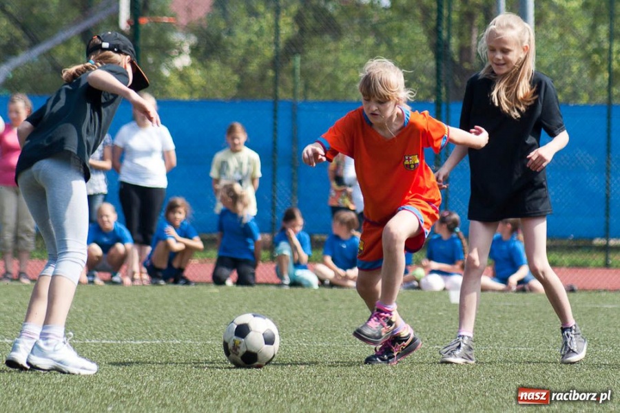 Zdjęcie w galerii na portalu naszraciborz.pl: Piłkarska majówka z RTP Unia wiadomości z regionu