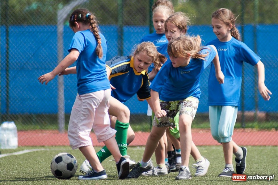 Zdjęcie w galerii na portalu naszraciborz.pl: Piłkarska majówka z RTP Unia wiadomości z regionu