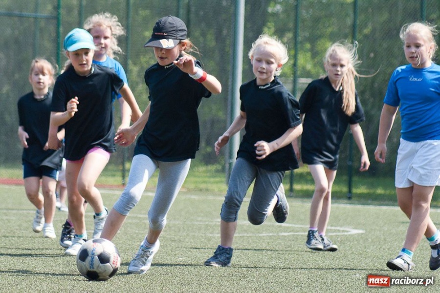Zdjęcie w galerii na portalu naszraciborz.pl: Piłkarska majówka z RTP Unia wiadomości z regionu