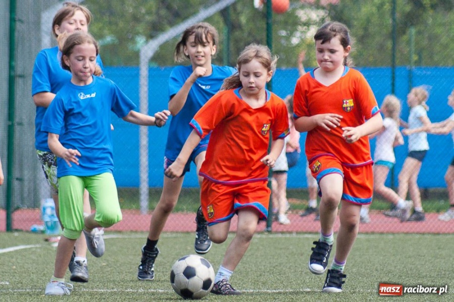 Zdjęcie w galerii na portalu naszraciborz.pl: Piłkarska majówka z RTP Unia wiadomości z regionu