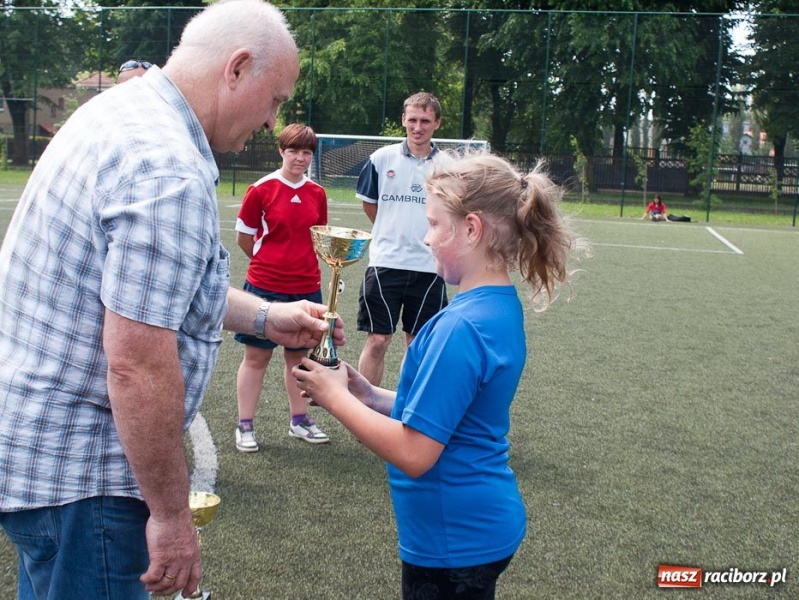Zdjęcie w galerii na portalu naszraciborz.pl: Piłkarska majówka z RTP Unia wiadomości z regionu
