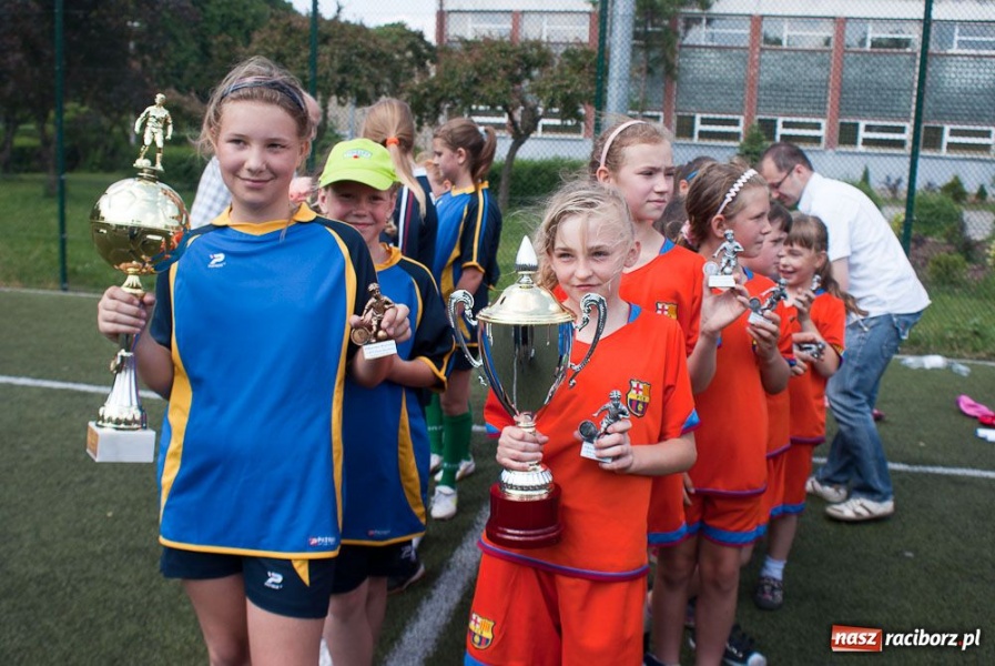 Zdjęcie w galerii na portalu naszraciborz.pl: Piłkarska majówka z RTP Unia wiadomości z regionu