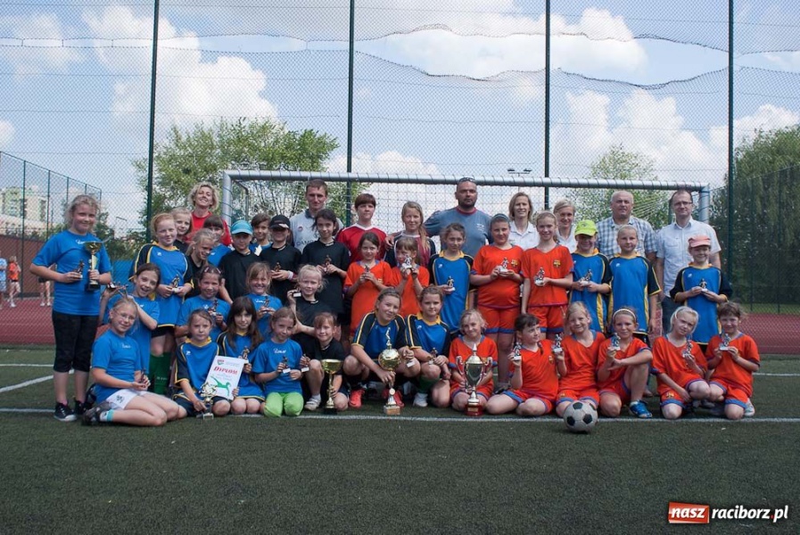 Zdjęcie w galerii na portalu naszraciborz.pl: Piłkarska majówka z RTP Unia wiadomości z regionu