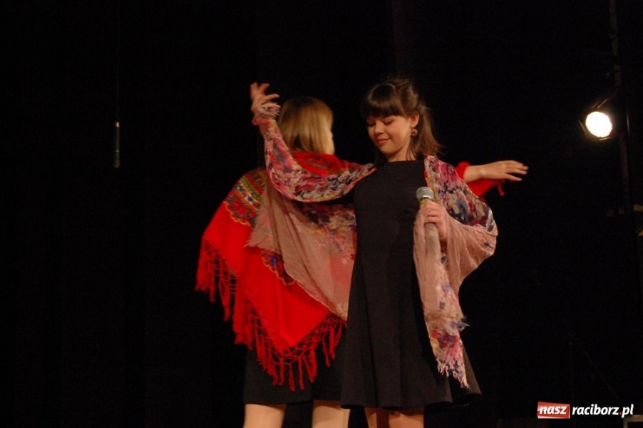 Zdjęcie w galerii na portalu naszraciborz.pl: W Strzesze odbyła się wspaniała gala wiadomości z regionu