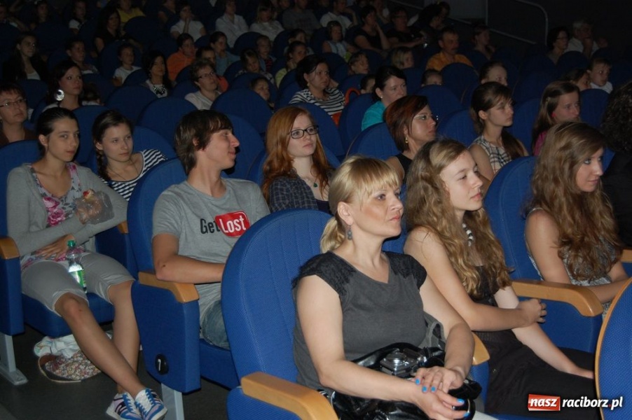 Zdjęcie w galerii na portalu naszraciborz.pl: W Strzesze odbyła się wspaniała gala wiadomości z regionu