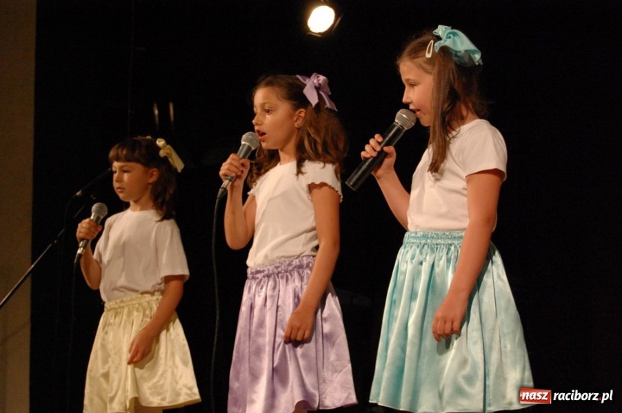 Zdjęcie w galerii na portalu naszraciborz.pl: W Strzesze odbyła się wspaniała gala wiadomości z regionu