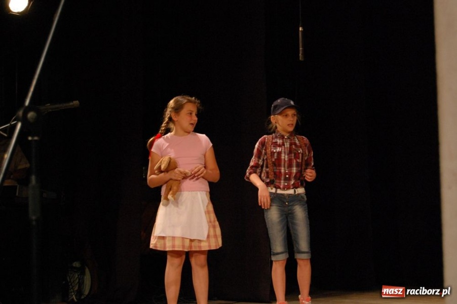 Zdjęcie w galerii na portalu naszraciborz.pl: W Strzesze odbyła się wspaniała gala wiadomości z regionu