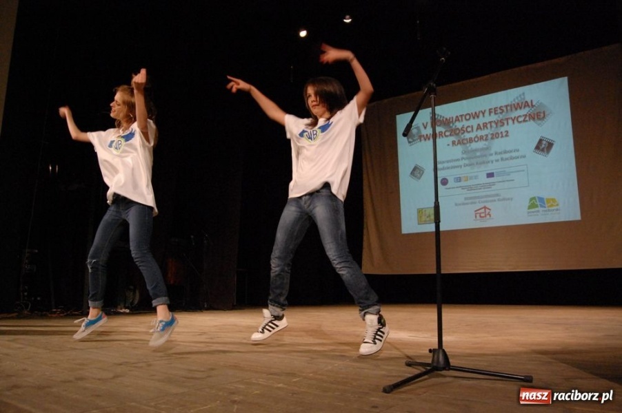 Zdjęcie w galerii na portalu naszraciborz.pl: W Strzesze odbyła się wspaniała gala wiadomości z regionu