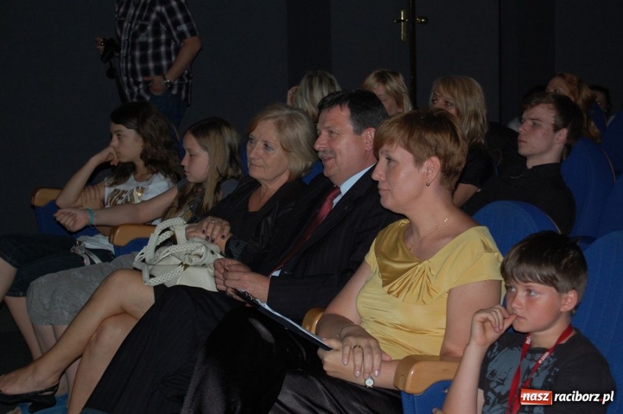 Zdjęcie w galerii na portalu naszraciborz.pl: W Strzesze odbyła się wspaniała gala wiadomości z regionu