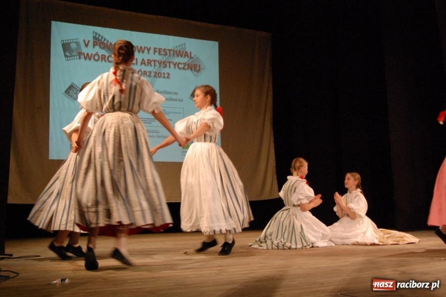 Zdjęcie w galerii na portalu naszraciborz.pl: W Strzesze odbyła się wspaniała gala wiadomości z regionu