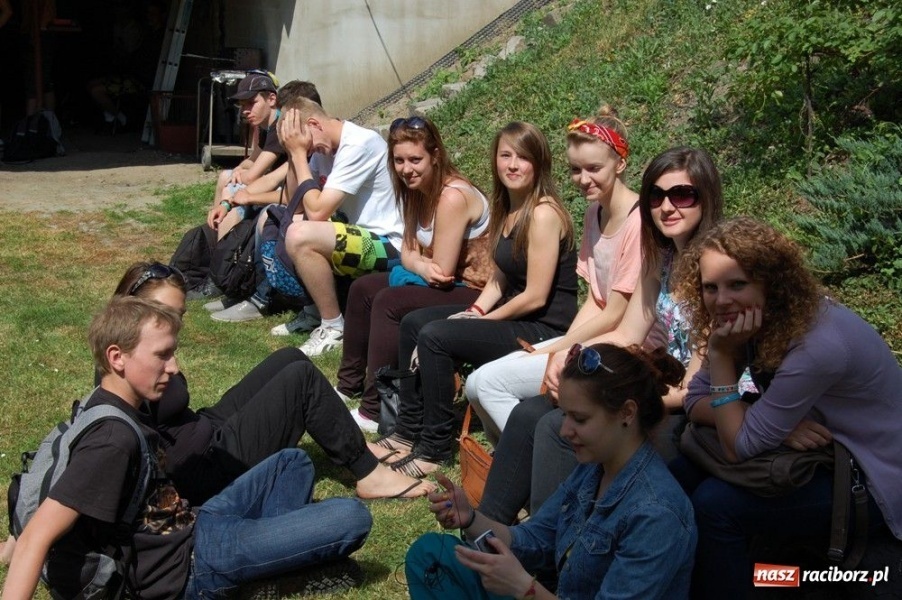 Zdjęcie w galerii na portalu naszraciborz.pl: Uczniowie strzelali na Łąkowej wiadomości z regionu