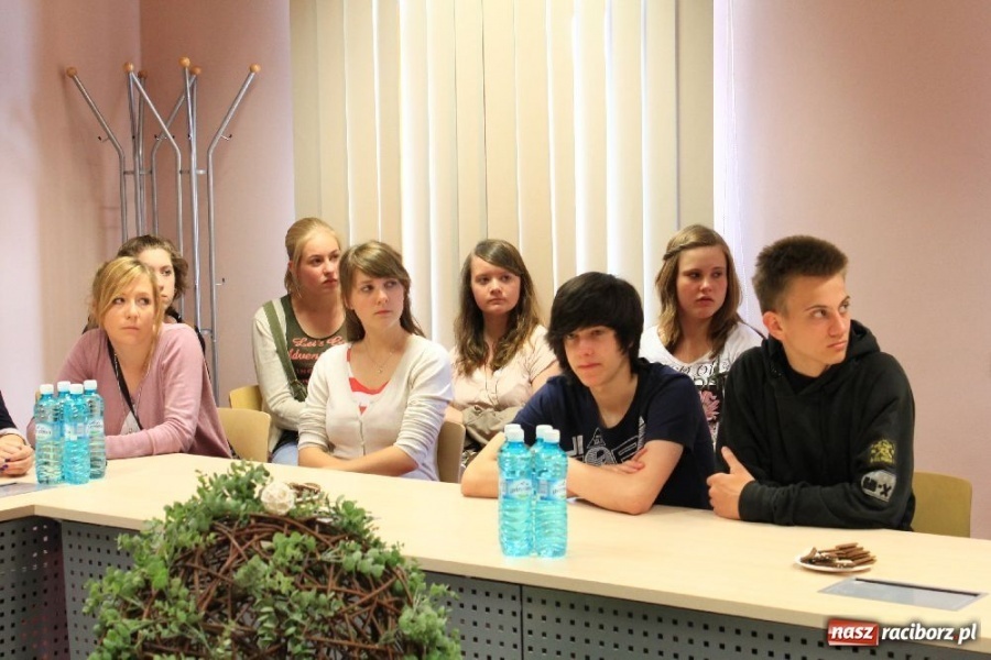 Zdjęcie w galerii na portalu naszraciborz.pl: Młodzież z Balve spotkała się ze starostą wiadomości z regionu