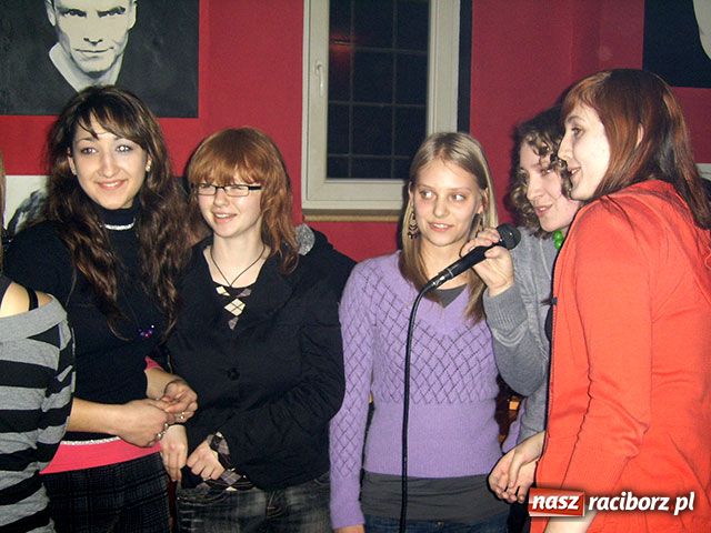 Zdjęcie w galerii na portalu naszraciborz.pl: Karaoke Młodzieżowej Rady Miasta wiadomości z regionu