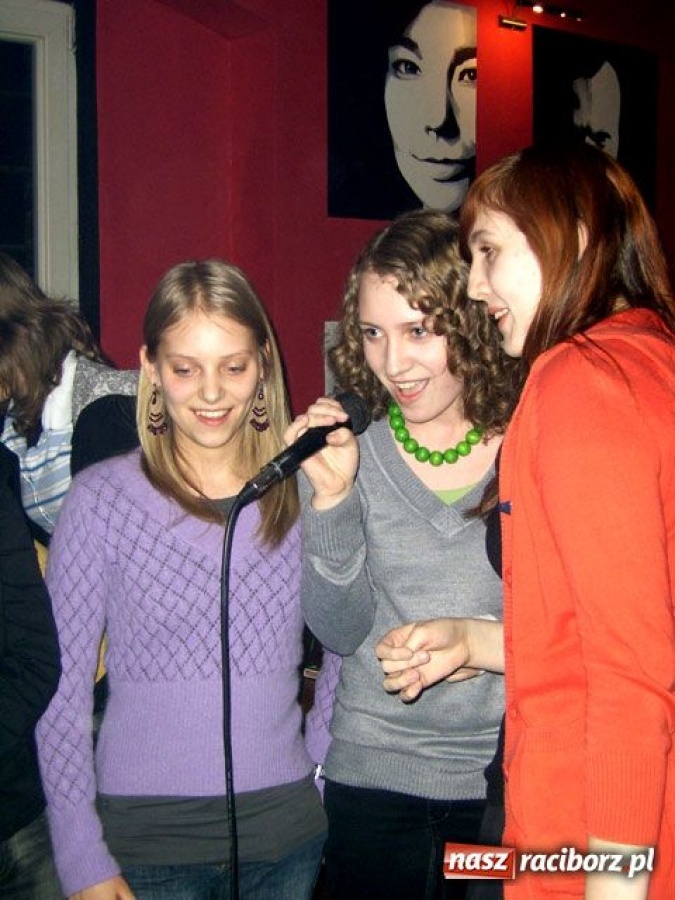 Zdjęcie w galerii na portalu naszraciborz.pl: Karaoke Młodzieżowej Rady Miasta wiadomości z regionu