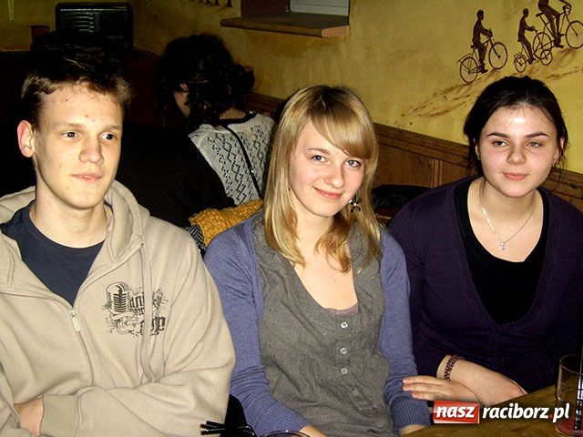 Zdjęcie w galerii na portalu naszraciborz.pl: Karaoke Młodzieżowej Rady Miasta wiadomości z regionu