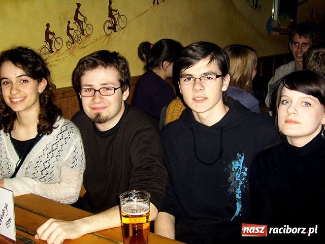 Zdjęcie w galerii na portalu naszraciborz.pl: Karaoke Młodzieżowej Rady Miasta wiadomości z regionu