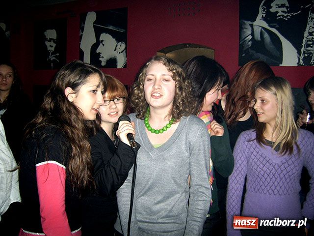 Zdjęcie w galerii na portalu naszraciborz.pl: Karaoke Młodzieżowej Rady Miasta wiadomości z regionu