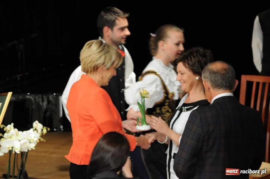 Zdjęcie w galerii na portalu naszraciborz.pl: Narcyz dla Aleksandry Gamrot wiadomości z regionu